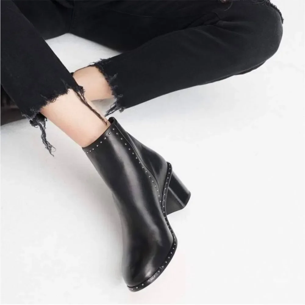 Rag & Bone Black Leather Booties Studded Detail US sz 6.5 Model Chic Edge Cool